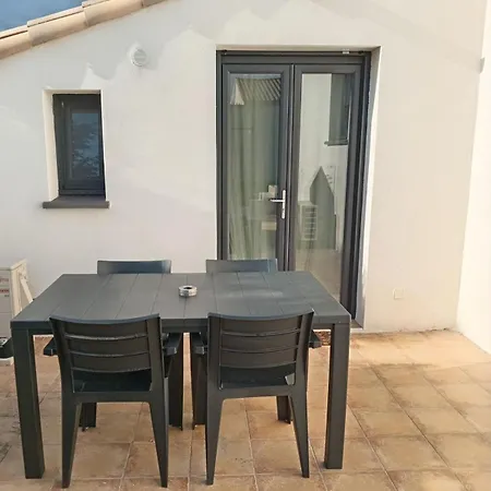 Studio-cabine Au Calme Proche De Nîmes Appartamento