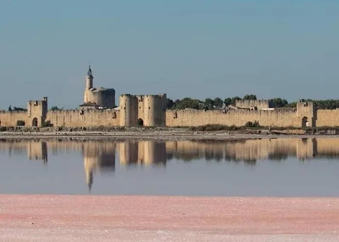 Апартаменты Studio-cabine Au Calme Proche De Nimes *